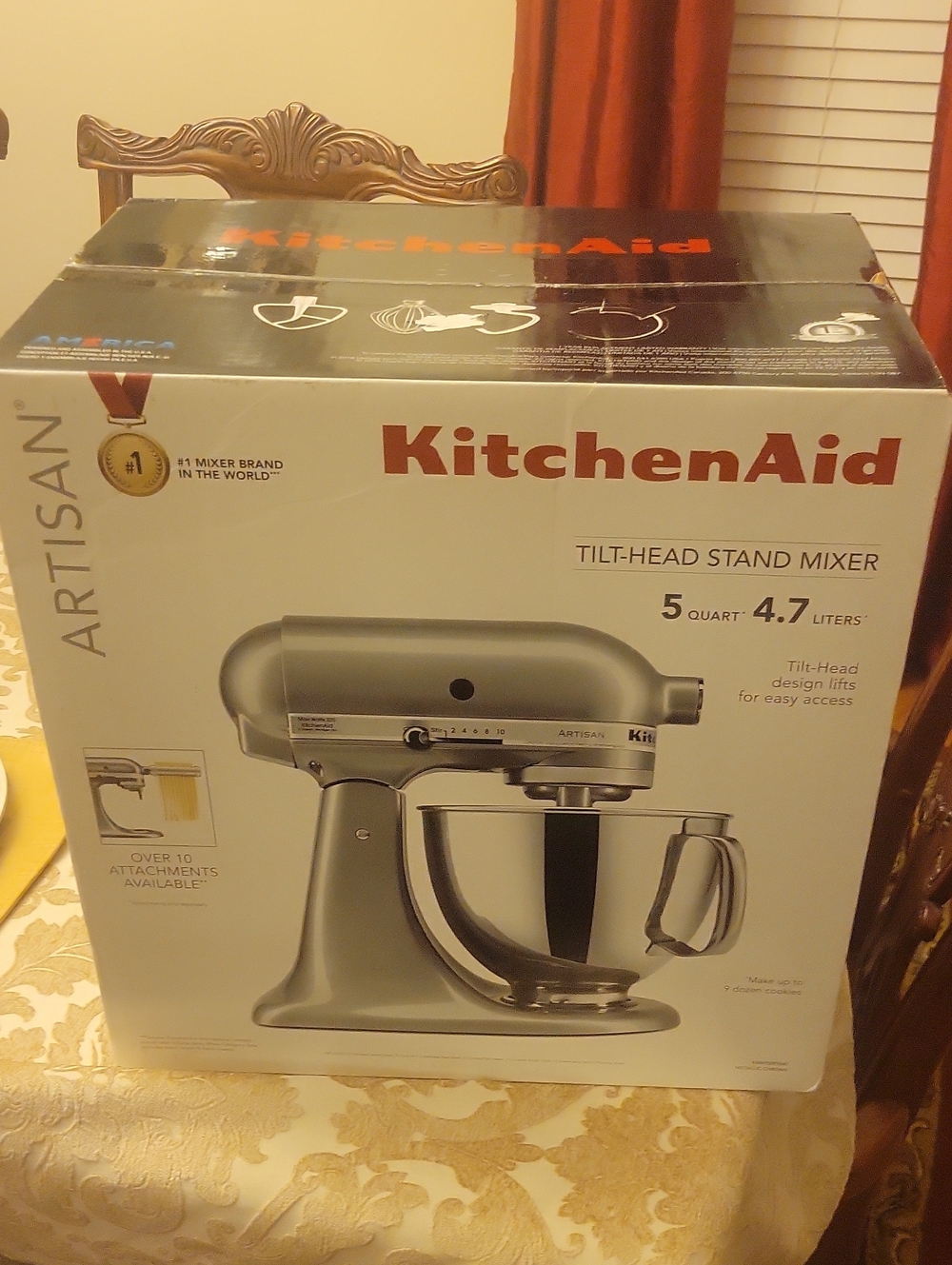 KitchenAid Artisan Tilt-Head Stand Mixer in Silver